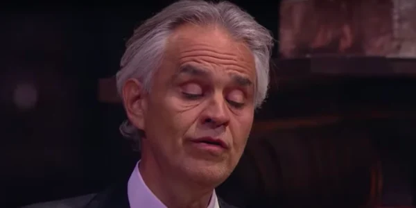 Andrea Bocelli a cântat de Paşti la Domul din Milano Sursa Youtube / Music for Hope