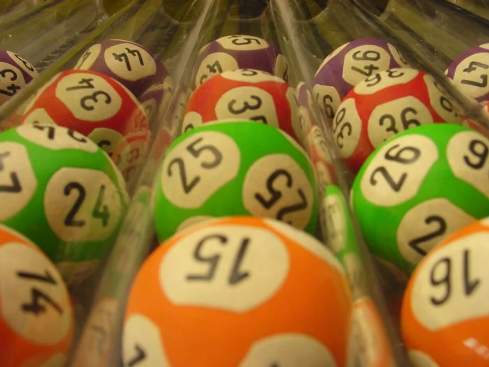 
    Surprizele norocului la jocurile Loto  