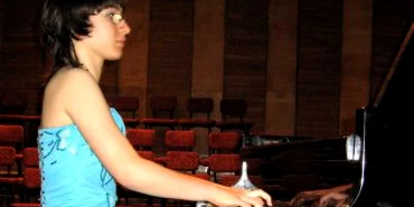 Pianista Adela Liculescu a concertat pe marile scene ale Europei