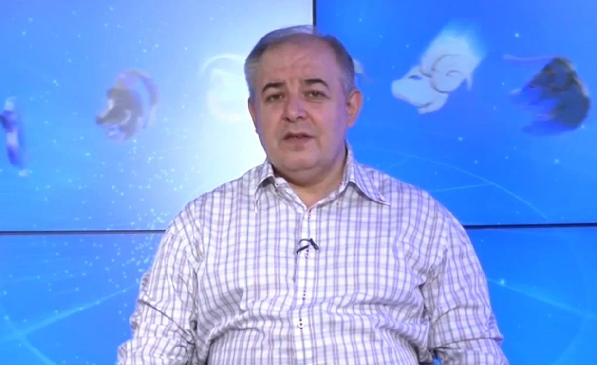 Gabriel Mihailovici prezintă horoscopul Astro24 în fiecare zi, pe Click.ro
