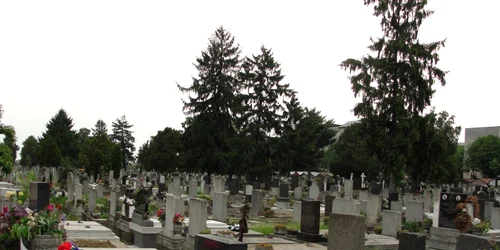 Cimitirul va fi adminsitrat de municipalitate