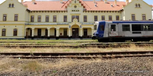 gara brad foto daniel guta adevarul