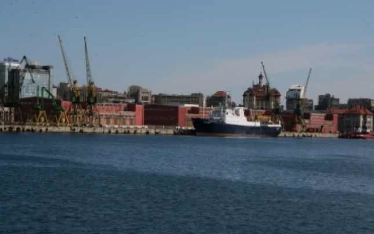Constanta: Portul Midia a fost închis din cauza ceţii