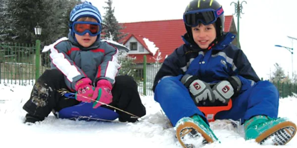 Cei mai mici turişti de pe Semenic au luat cu asalt pârtiile