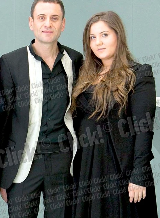 Vasile Armenean, alături de fiica sa Beatrice (22 de ani), care se mărită duminică