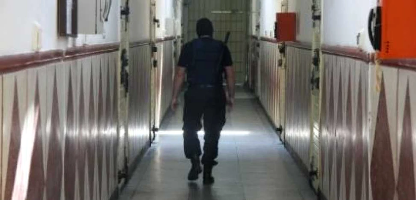 Victima a fost supusă unor abuzuri sexuale de nedescris, fără ca gardienii să intervină FOTO Adevărul