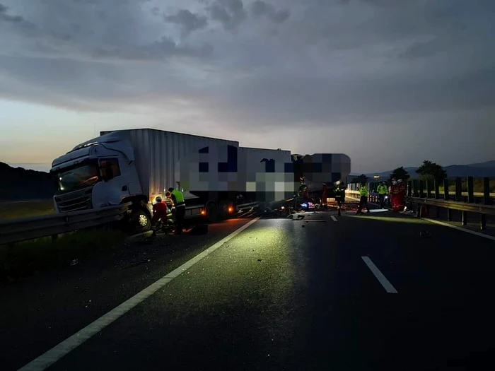 Accidentul a avut loc pe autostradă FOTO: facebook Marius Schlosser