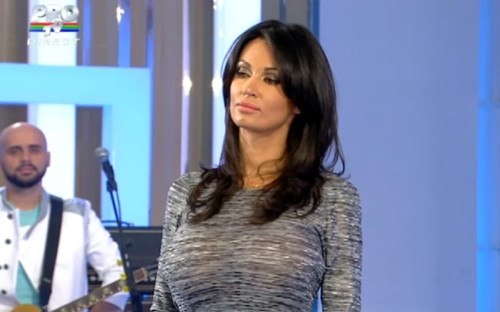 Nicoleta Luciu (La Măruţă)