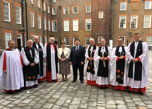 Principesa Elena și Alexander Nixon la Palatul St. James,12 iunie 2017. FOTO: Casa Majestății Sale
