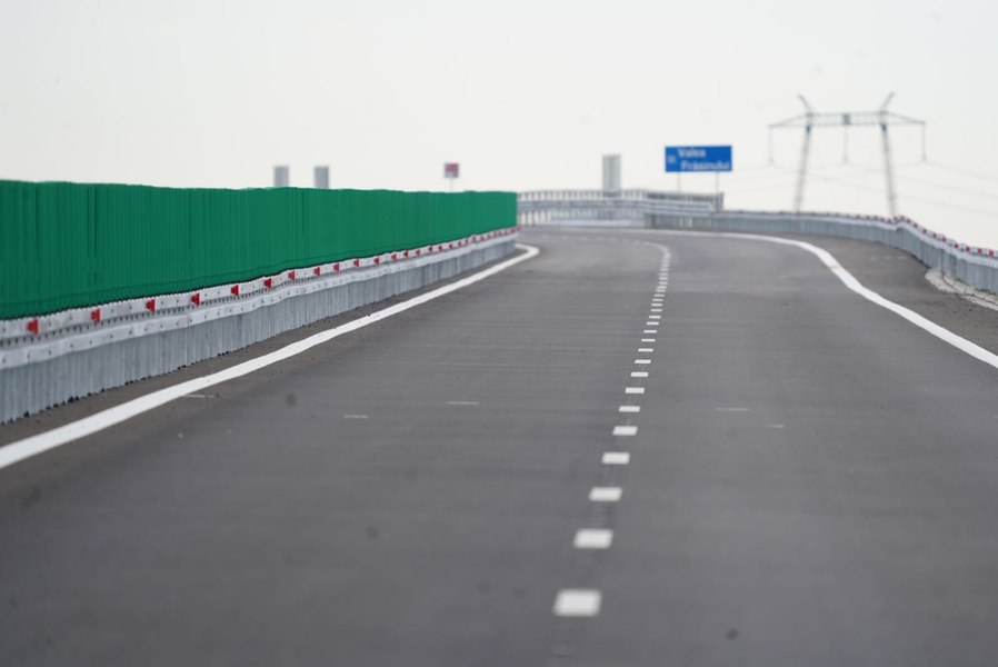 Autostrada A7 rămâne în beznă pe segmentul Buzău-Focșani, din cauza inundațiilor