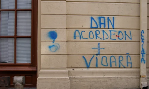 Cu ochii în 3,14 jpeg