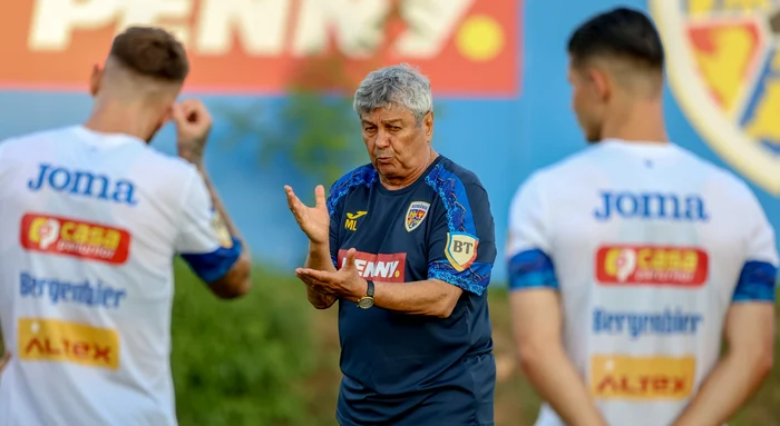 Mircea Lucescu, la un antrenament al naționalei  FOTO FRF