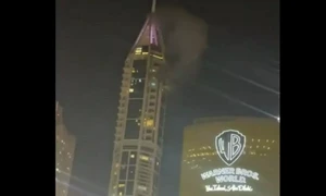 O dronă iraniană ar fi lovit Turnul 23 Marina din Dubai, Emiratele Arabe Unite.