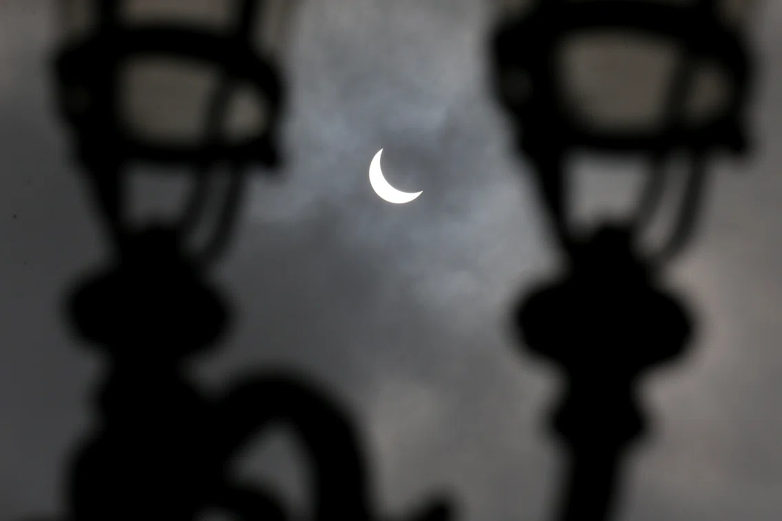 eclipsa soare bruxelles jpeg