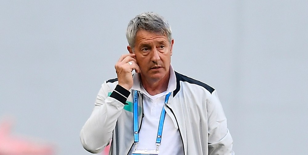 Universitatea Cluj l-a prezentat pe urmașul lui Sabău pe banca tehnică. Ardelenii și-au luat tot un antrenor „așezat”