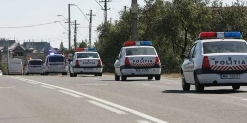 Tânărul a încercat să scape de oamenii legii, însă în cele din urmă a ajuns la secţia de poliţie