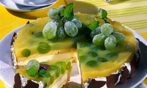 tarta de branza cu struguri jpeg