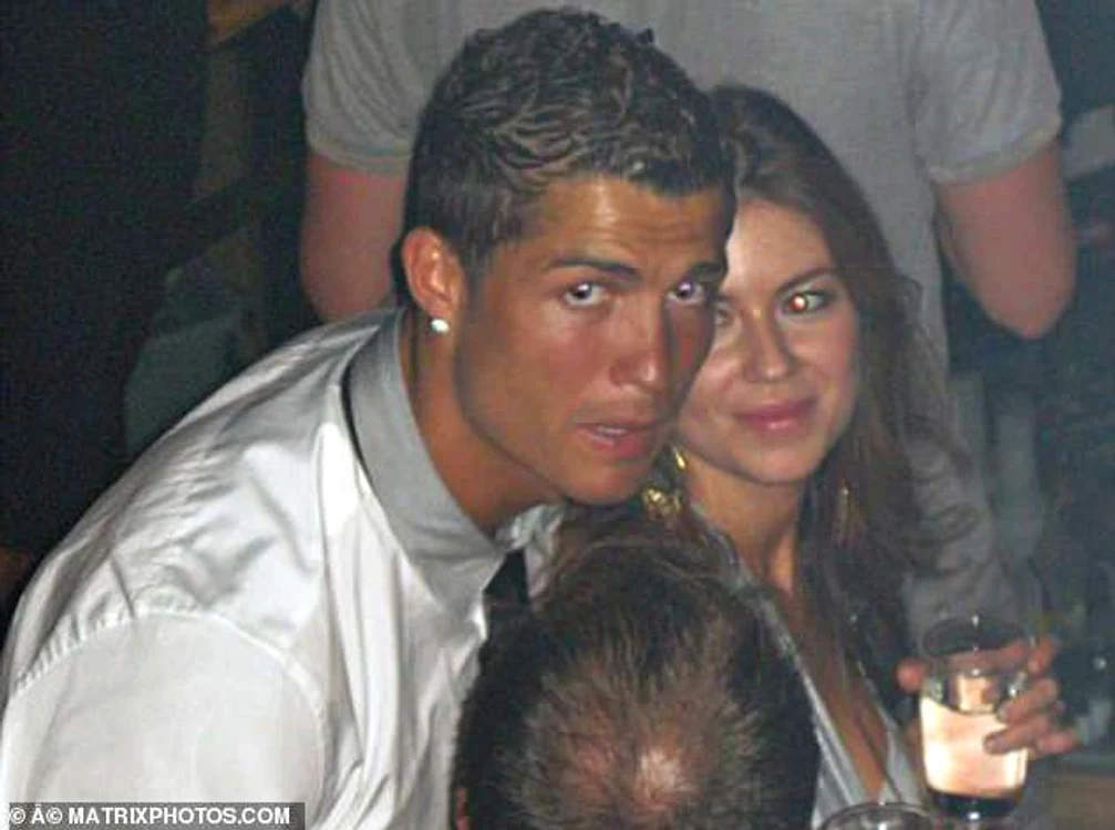 
    Ronaldo și Kathryn Mayorga, înainte de presupusul viol din 2009  
