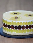 Tort cu struguri  Sursa foto shutterstock 1404401834 jpg
