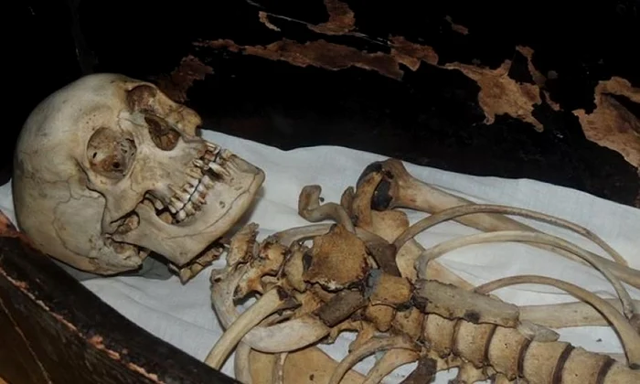 Mumia fratelui faraonului Amenhotep al II lea descoperită? jpeg
