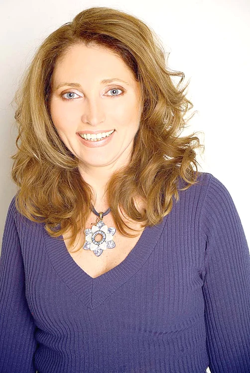 Make-up artist Florina Mărcuţă 