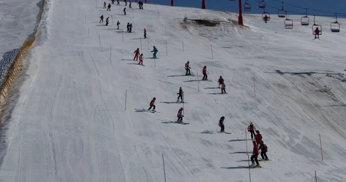 La Sinaia, se schiază pe toate pârtiile din Valea Dorului