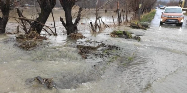 inundatii la aninoasa foto ISU Hunedoara