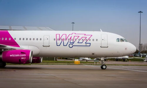 wizz air avion la sol