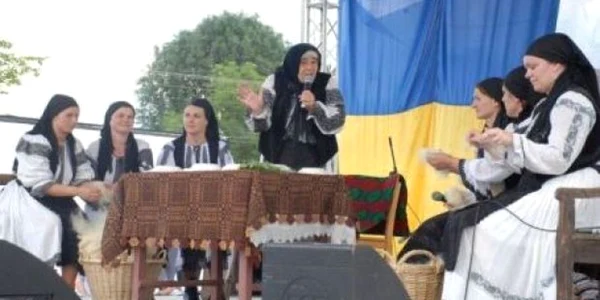 Foto Arhiva Obiceiul ghicirii ursitului va fi prezentat de Dragobete la Muzeul Unirii 