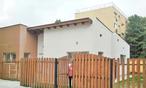 Casa de tip familial se află  pe Aleea Istru, în sectorul 6 jpeg