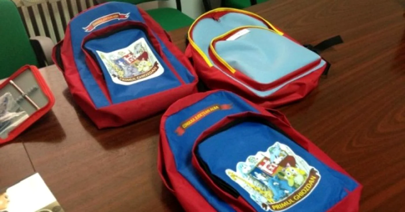 Rechizitele vor fi primite de elevii din clasa pregătitoare şi clasa I