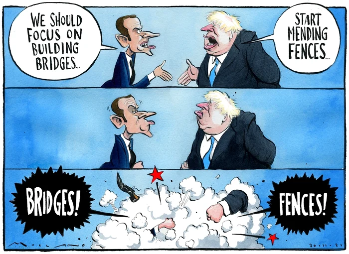 5 emmanuel macron vs boris johnson un clovn 1 jpg jpeg