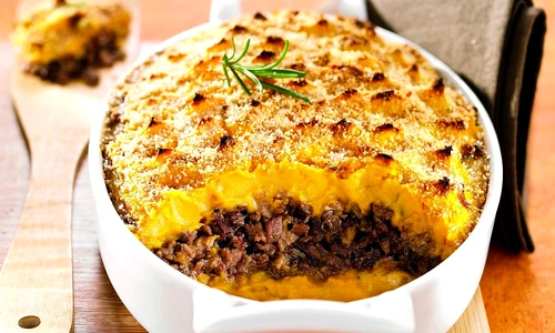 placinta cu cartofi si carne tocata jpeg
