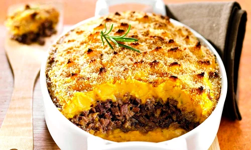 placinta cu cartofi si carne tocata jpeg