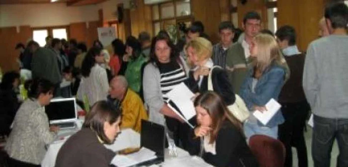 Mureşenii pot opta pentru 235 de locuri de muncă vacante