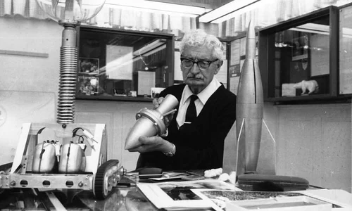 A încetat din viaţă Hermann Oberth, fizician şi inventator german născut la Sibiu (n  1894) jpeg