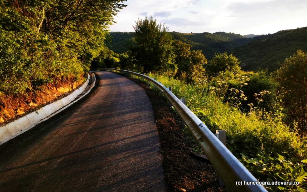 Drumul Fierului. Foto: Daniel Guţă. ADEVĂRUL.