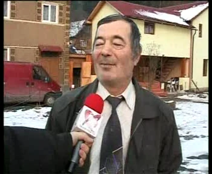 
    Proprietar al unei pensiuni, Ioan Boc a declarat că mai are profit de pe urma acesteia  