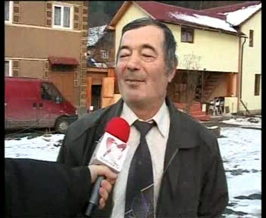 
    Proprietar al unei pensiuni, Ioan Boc a declarat că mai are profit de pe urma acesteia  