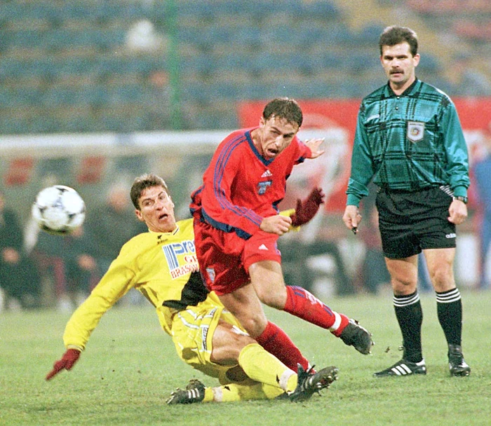 Neînţelegerile dintre cei doi tehnicieni datează încă din anul 2000