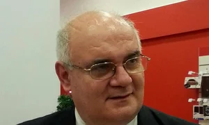 1 pacurariu 3col 180 jpeg