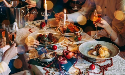 1 masa de revelion jpg jpeg