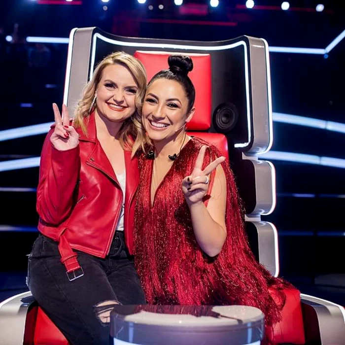 30 noiembrie 2018 Andra a purtat această ţinută cu franjuri la „Vocea României” (ProTV)foto: PRO TV