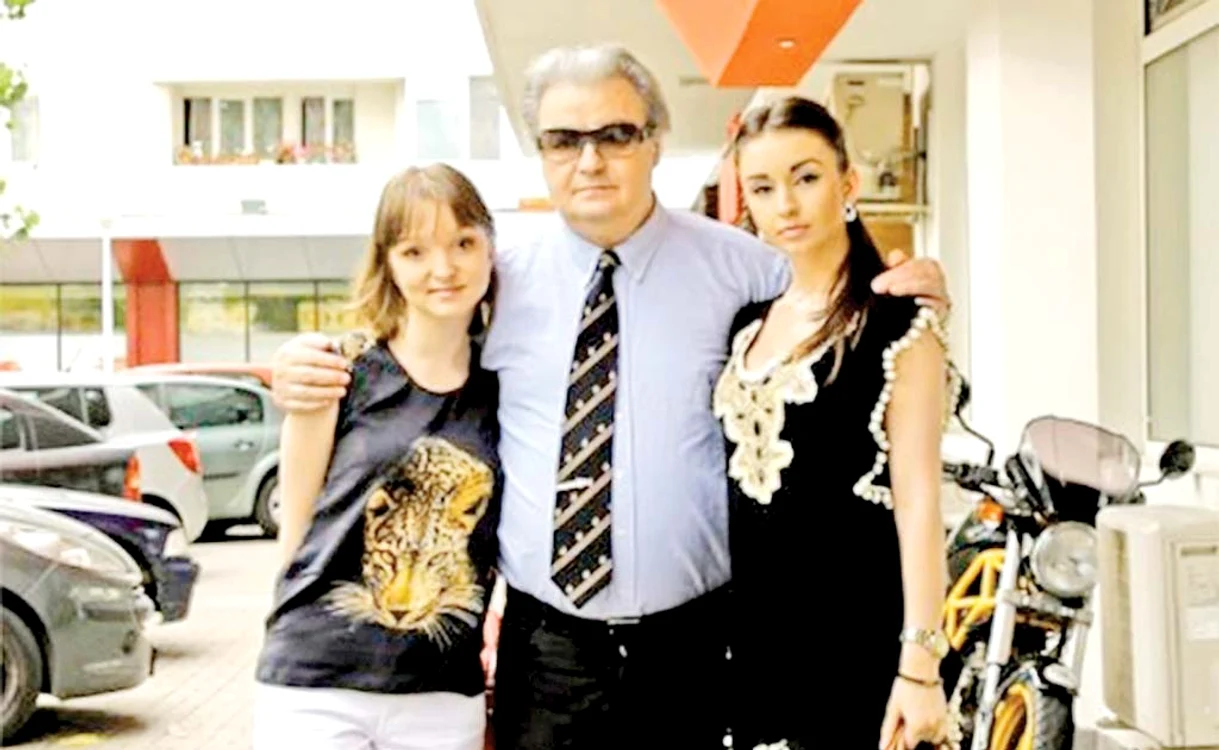 
    Magdalena Dumitru,  sora cea mare a lui Vadim: