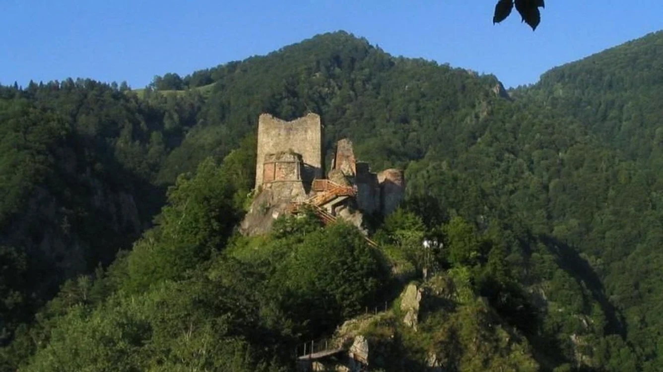 Cetatea Poenari, locul unde s-a sinucis de gelozie soția lui Vlad Țepeș / Foto: Arhiva Click!