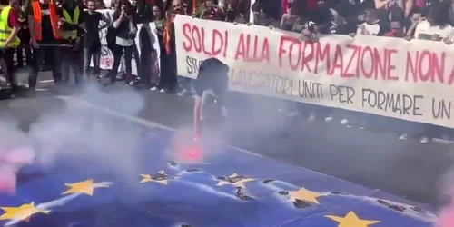 proteste italia foto x png