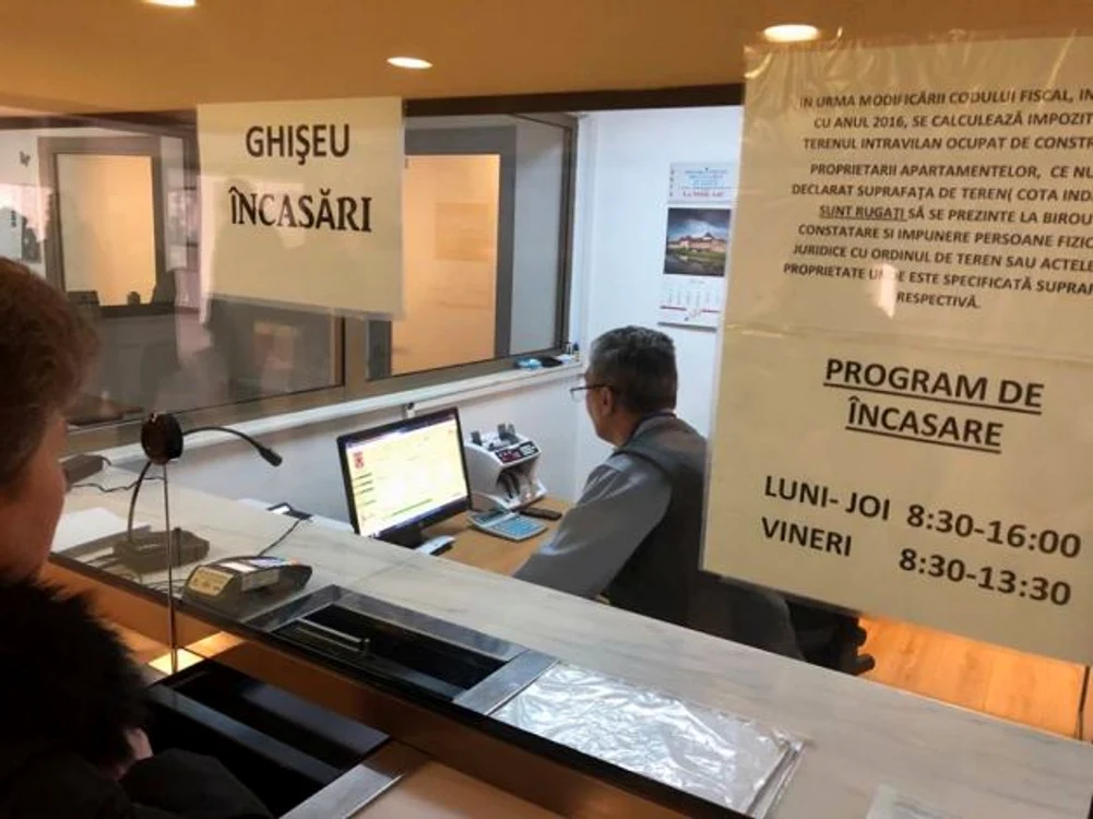 Mai puţini bani au fost colectaţi la bugetul local din taxe şi impozite FOTO Adevărul