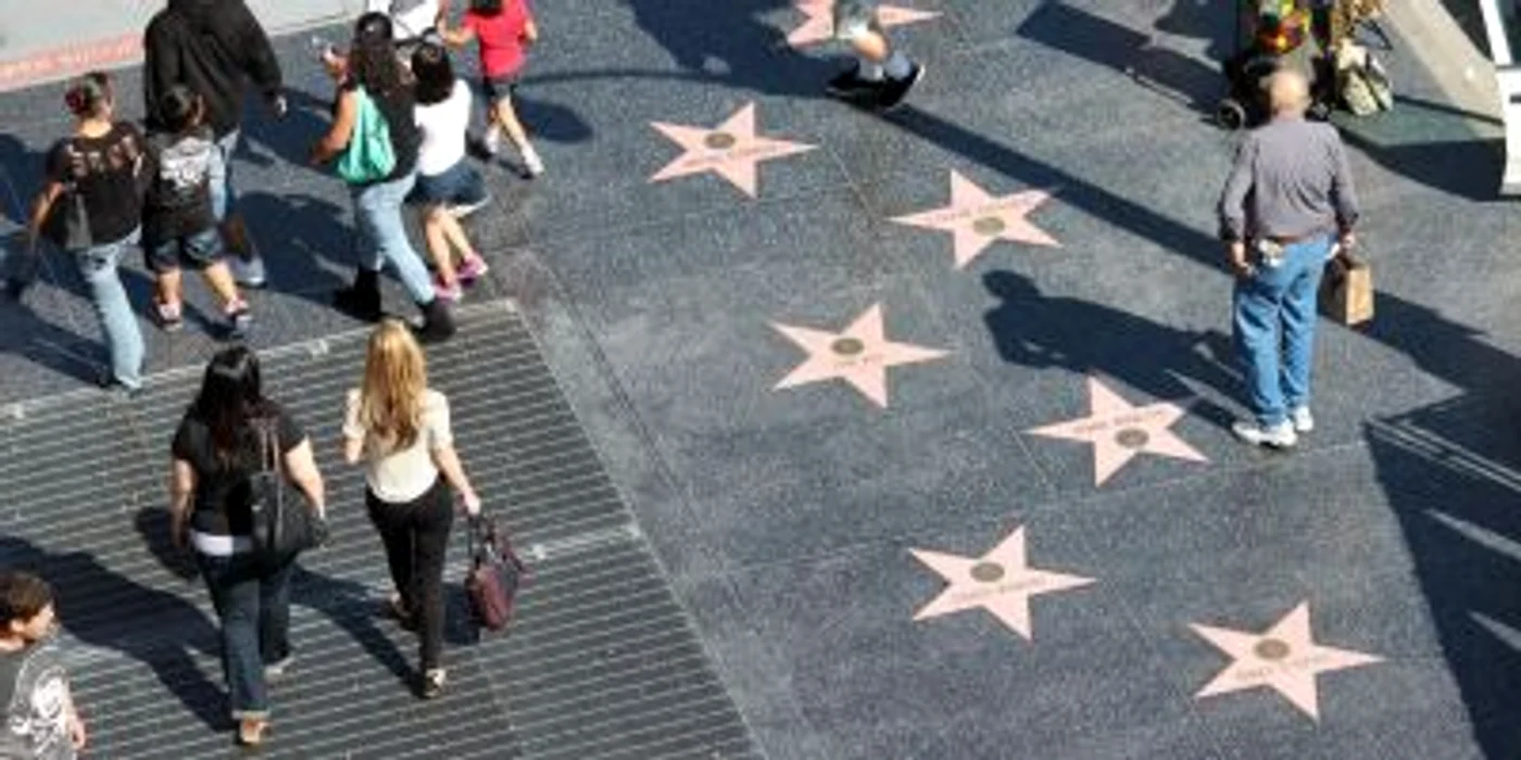 Celebra alee are încorporate numele a peste 2.600 de staturi FOTO: Curbed LA
