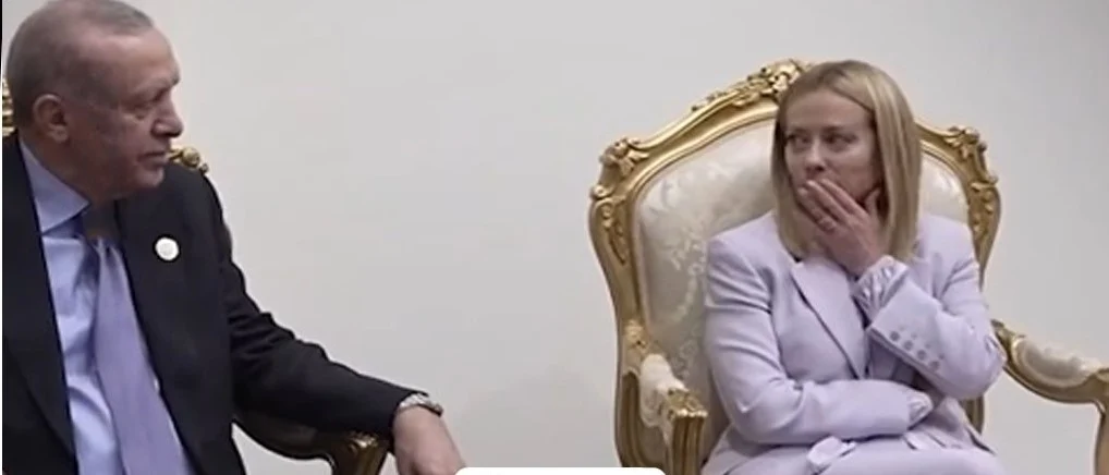 Erdogan vrea s-o convingă pe Georgia Meloni să renunţe la fumat. Răspunsul care provoacă „fiori” al premierului Italiei