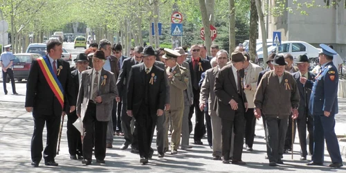 La eveniment au participat şi puţinii veterani de război din Vaslui FOTO